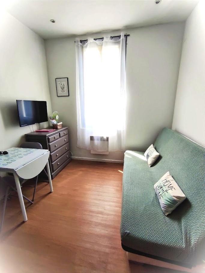 Appartement Joli Dans Maison Niçoise *
